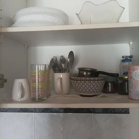 Teo's 2 Persons Deluxe B2 * Patras