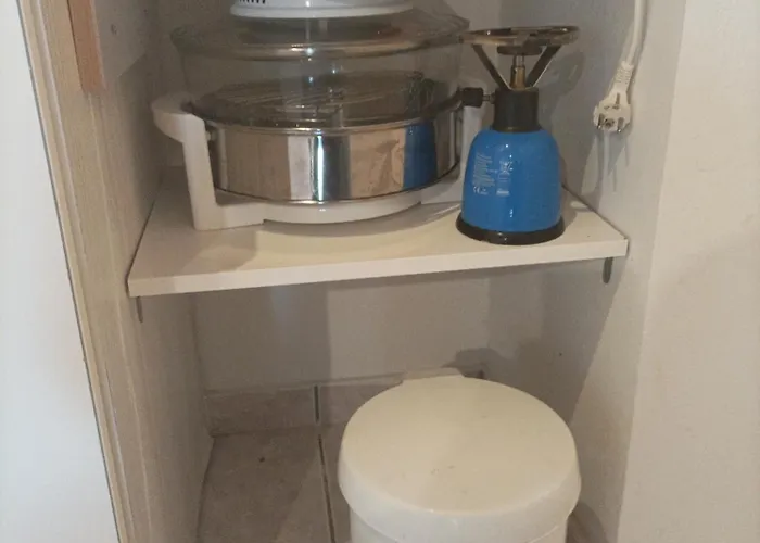 Teo's 2 Persons Deluxe B2 *